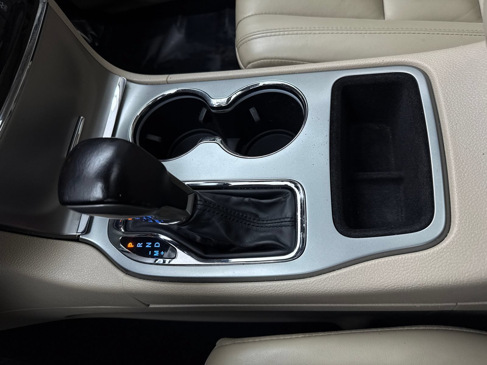Used 2020 Jeep Grand Cherokee Limited RWD image 31
