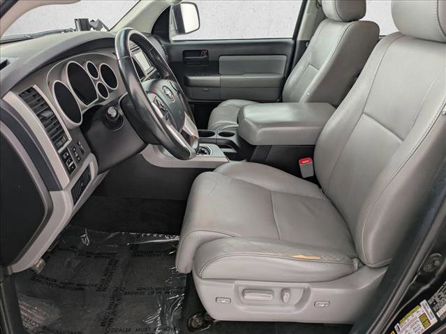 Used 2014 Toyota Sequoia SR5 w/ Premium Package AWD/4WD image 16