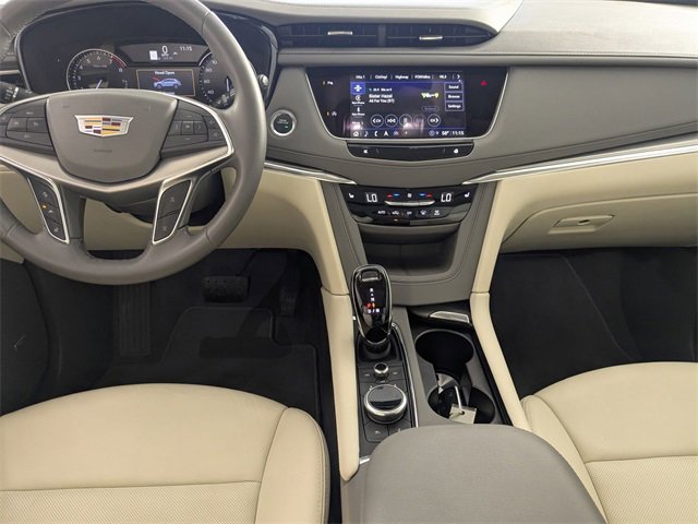 Used 2025 Cadillac XT5 Premium Luxury image 25