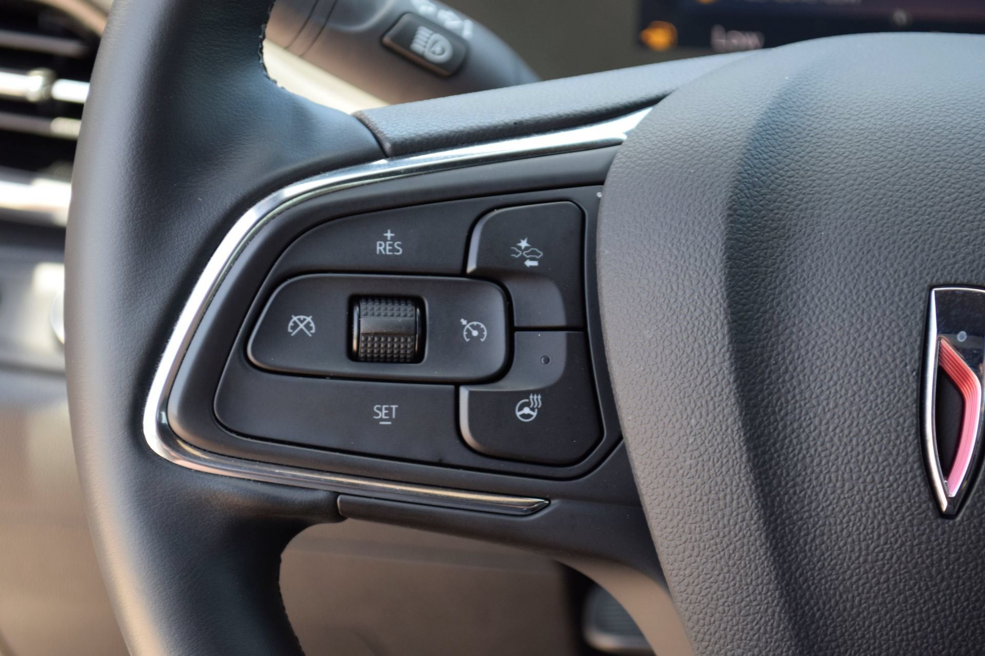 Used 2025 Buick Envista Avenir FWD image 8