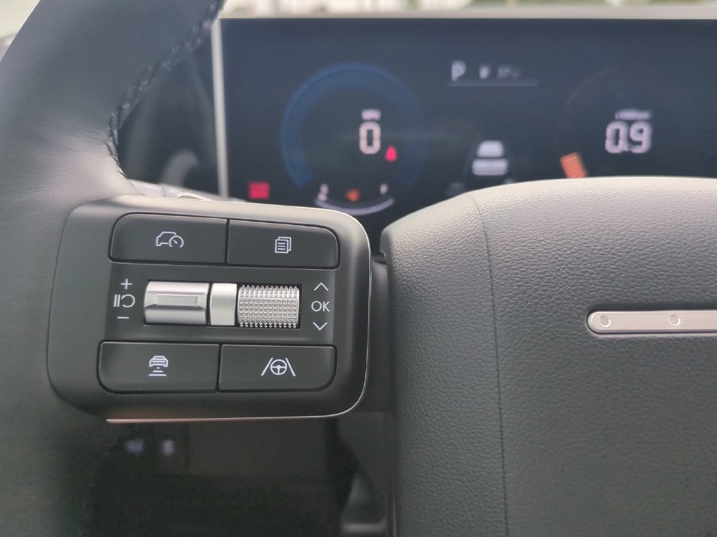 New 2027 Hyundai Santa Fe SE FWD image 32