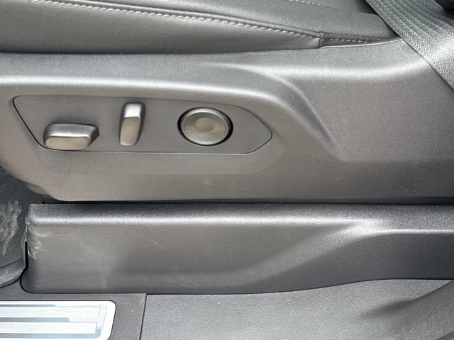 New 2026 GMC Sierra 1500 SLT w/ SLT Premium Plus Package image 19