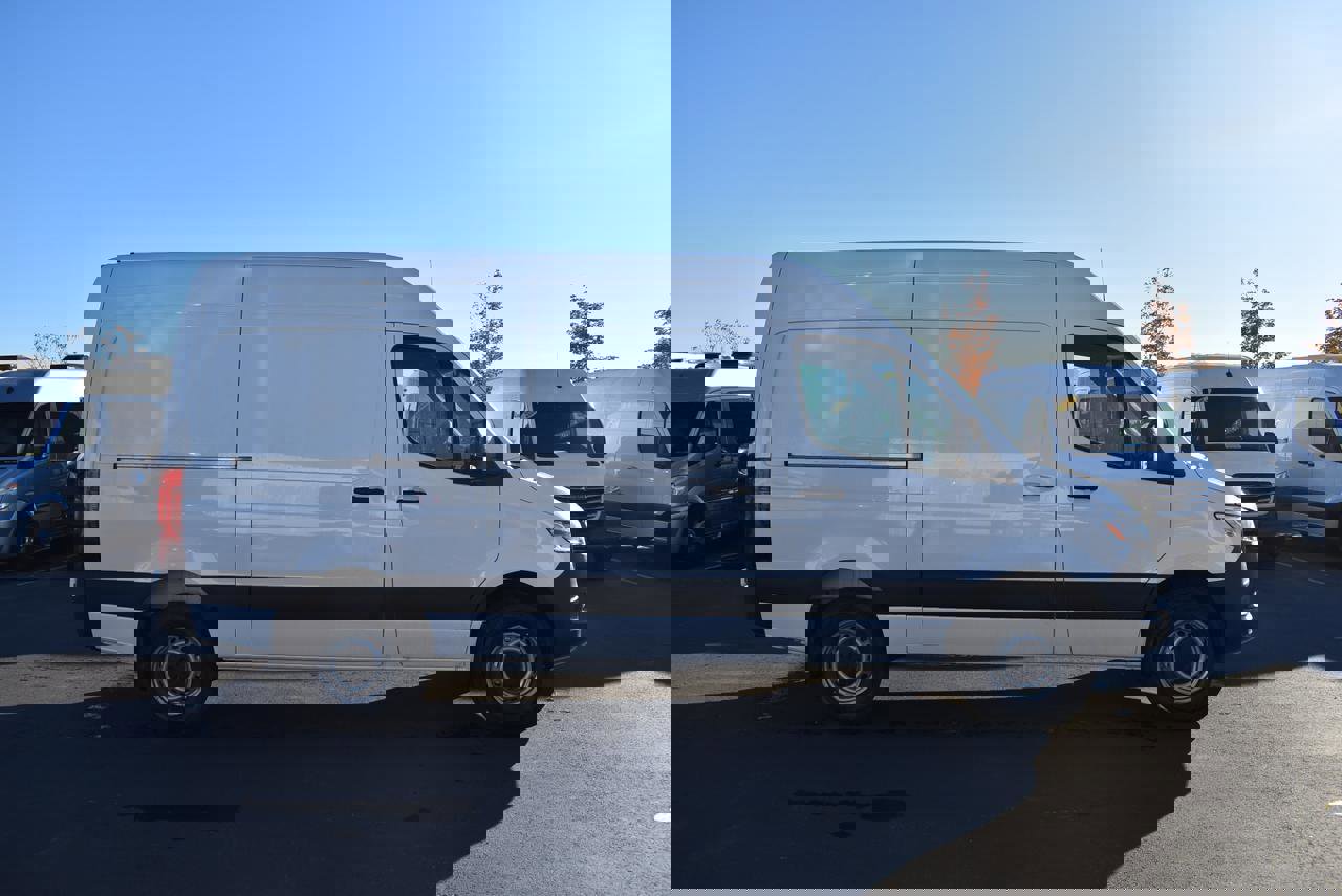 New 2025 Mercedes-Benz Sprinter 2500 image 5