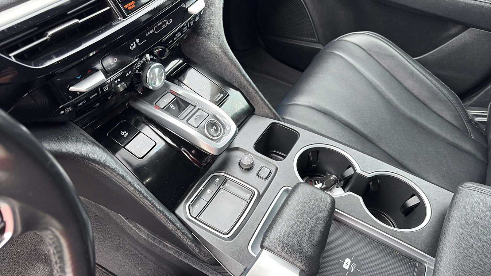 Used 2023 Acura MDX SH-AWD image 20