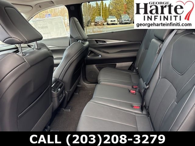 New 2026 INFINITI QX60 Luxe w/ Cargo Package image 15