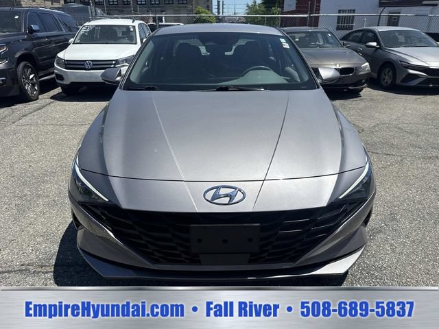 Used 2023 Hyundai Elantra SEL w/ Convenience Package FWD image 9