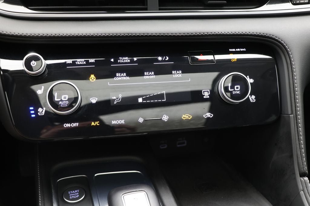 Used 2023 INFINITI QX60 Luxe w/ Performance Audio Package AWD/4WD image 23