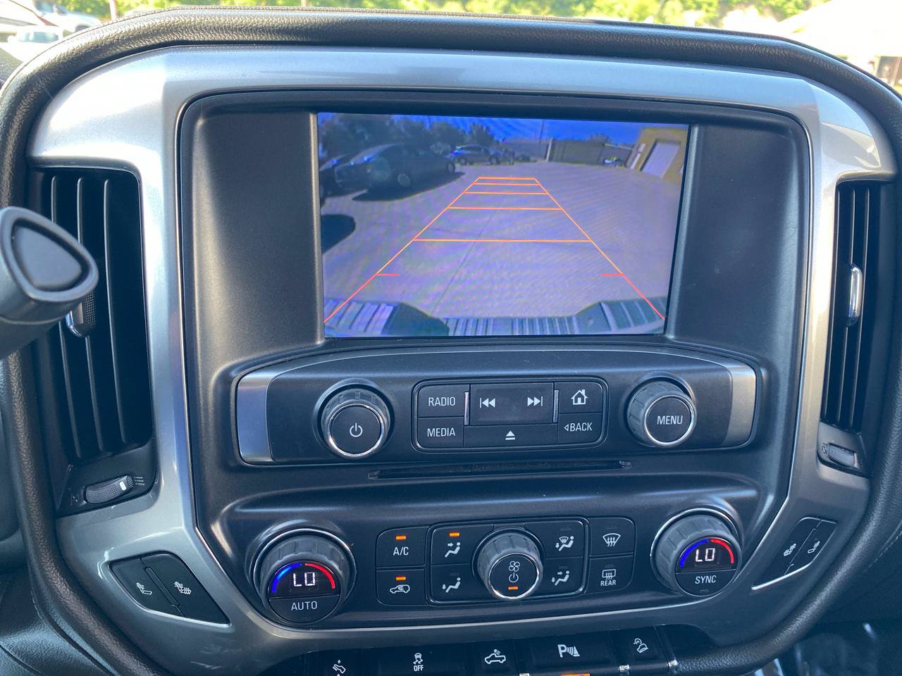 Used 2015 Chevrolet Silverado 1500 LTZ Z71 w/ LTZ Plus Package AWD/4WD image 23