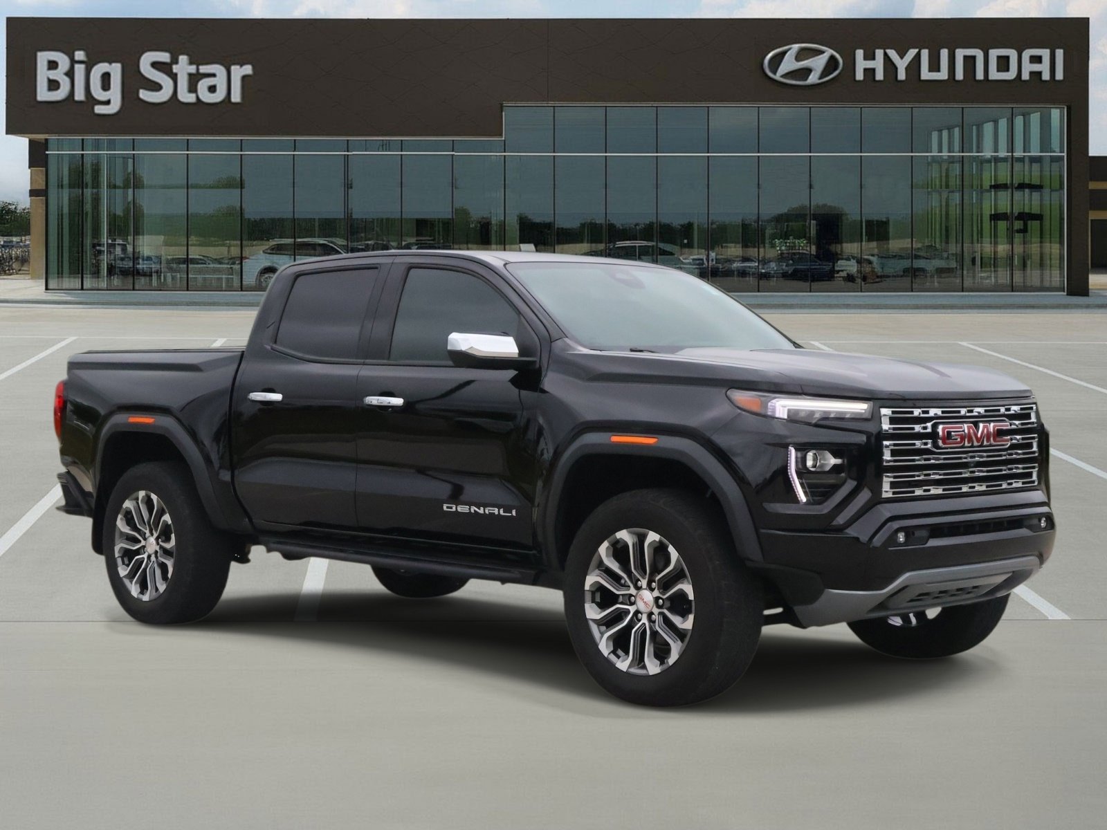 Used 2023 GMC Canyon Denali AWD/4WD image 6