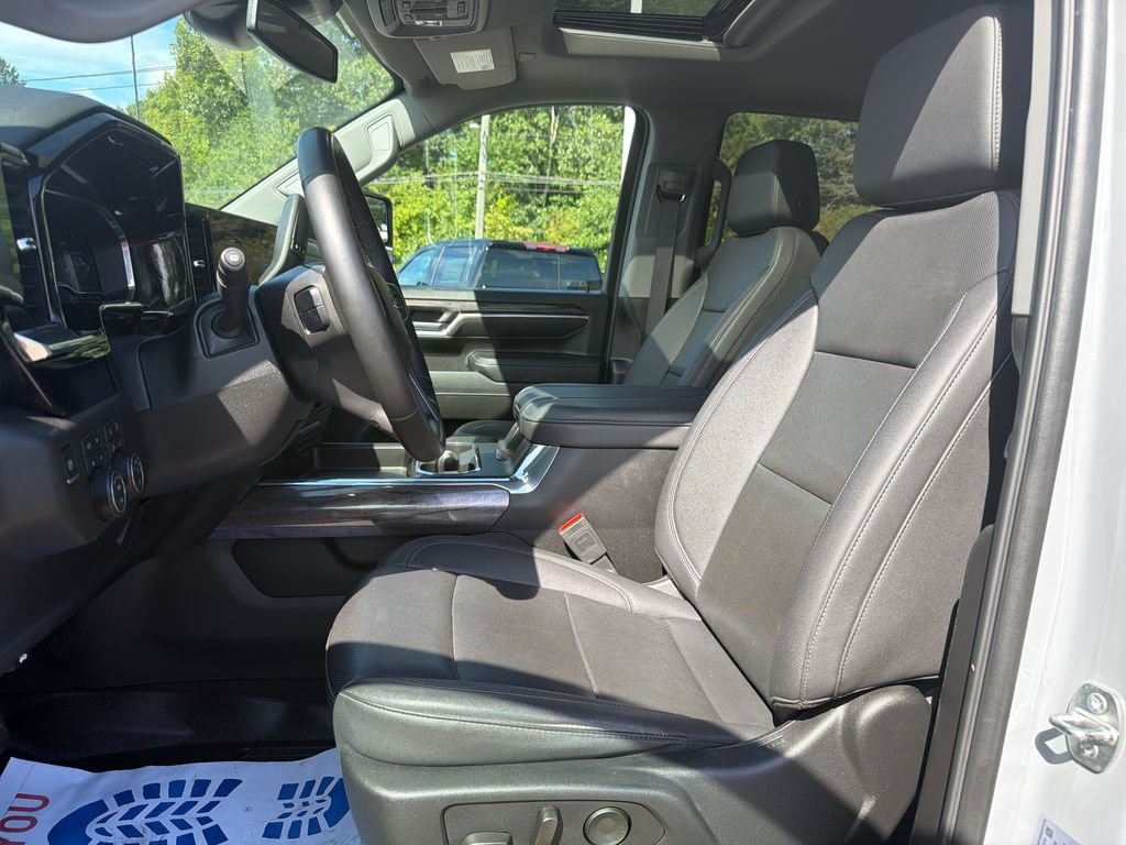 Certified 2024 Chevrolet Silverado 3500 LTZ w/ LTZ Plus Package AWD/4WD image 9