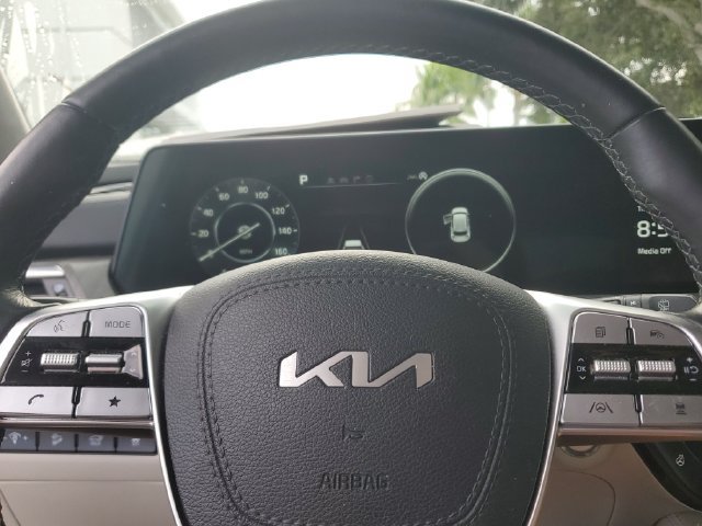 Certified 2023 Kia Telluride SX Prestige AWD/4WD image 24