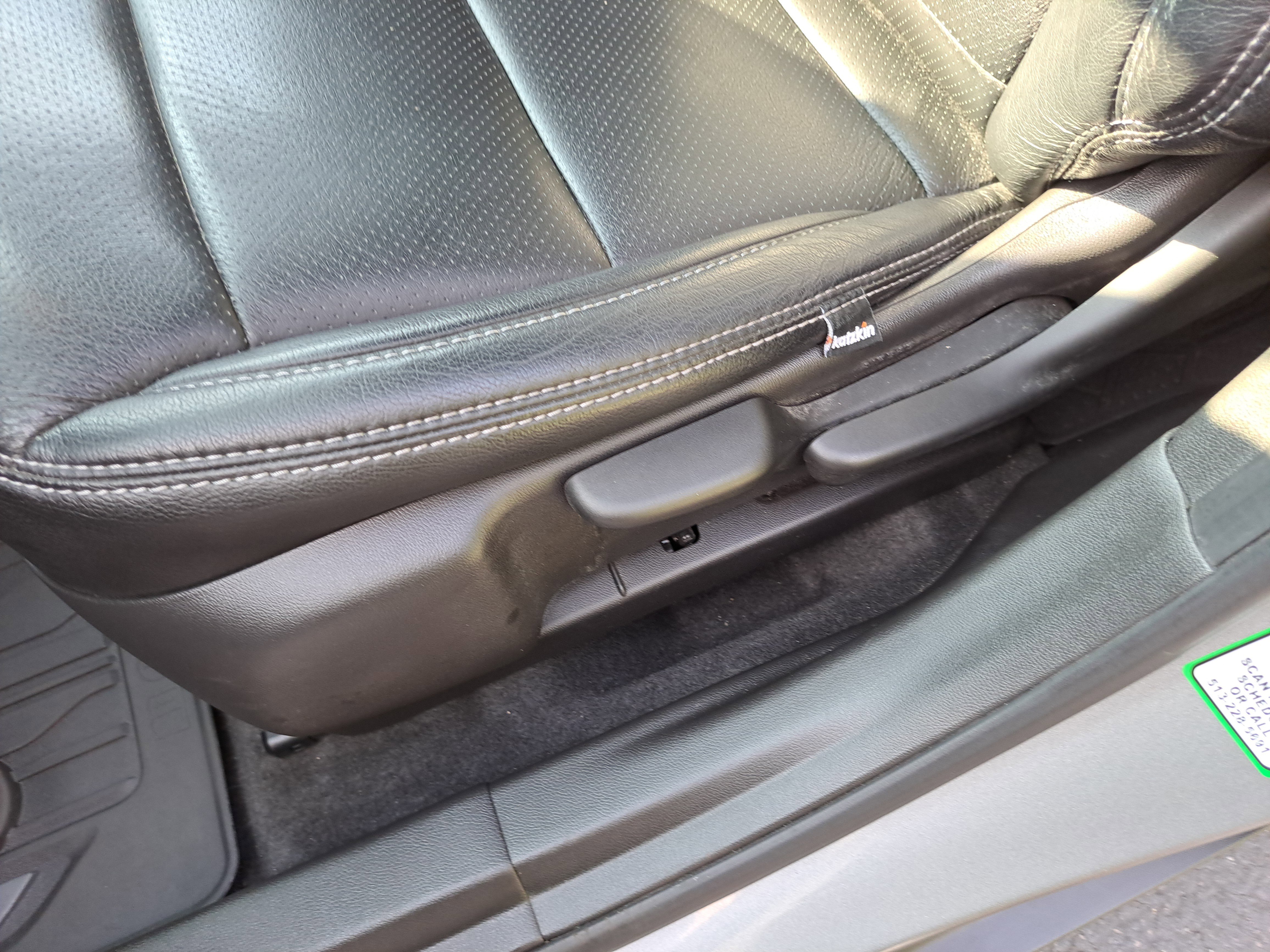 Used 2024 Chevrolet Trax RS w/ Sunroof Package image 13