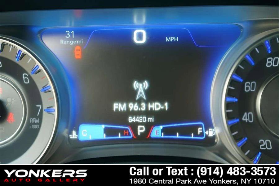 Used 2021 Chrysler 300 Touring L image 44