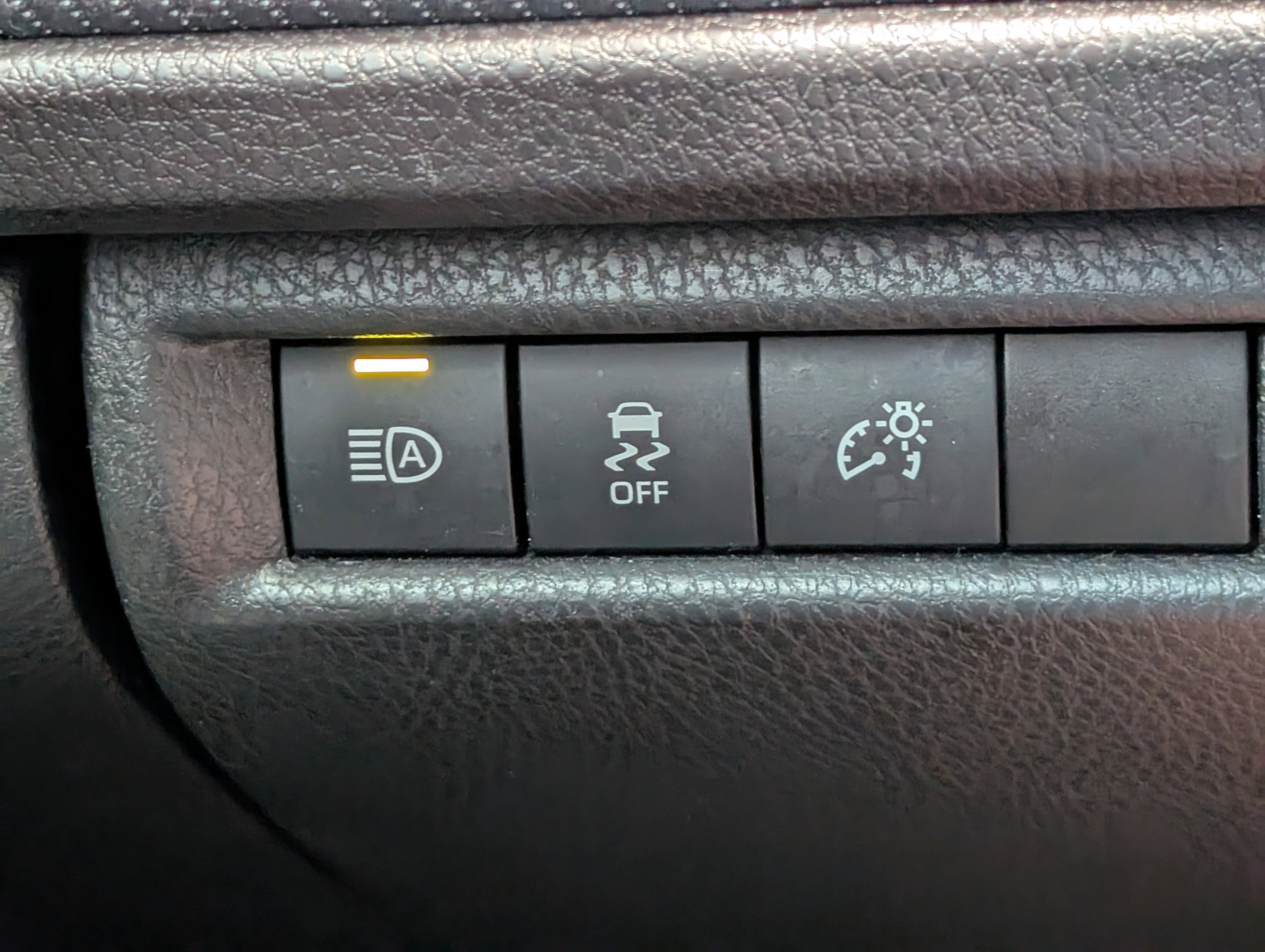 Used 2025 Toyota Camry SE FWD image 21