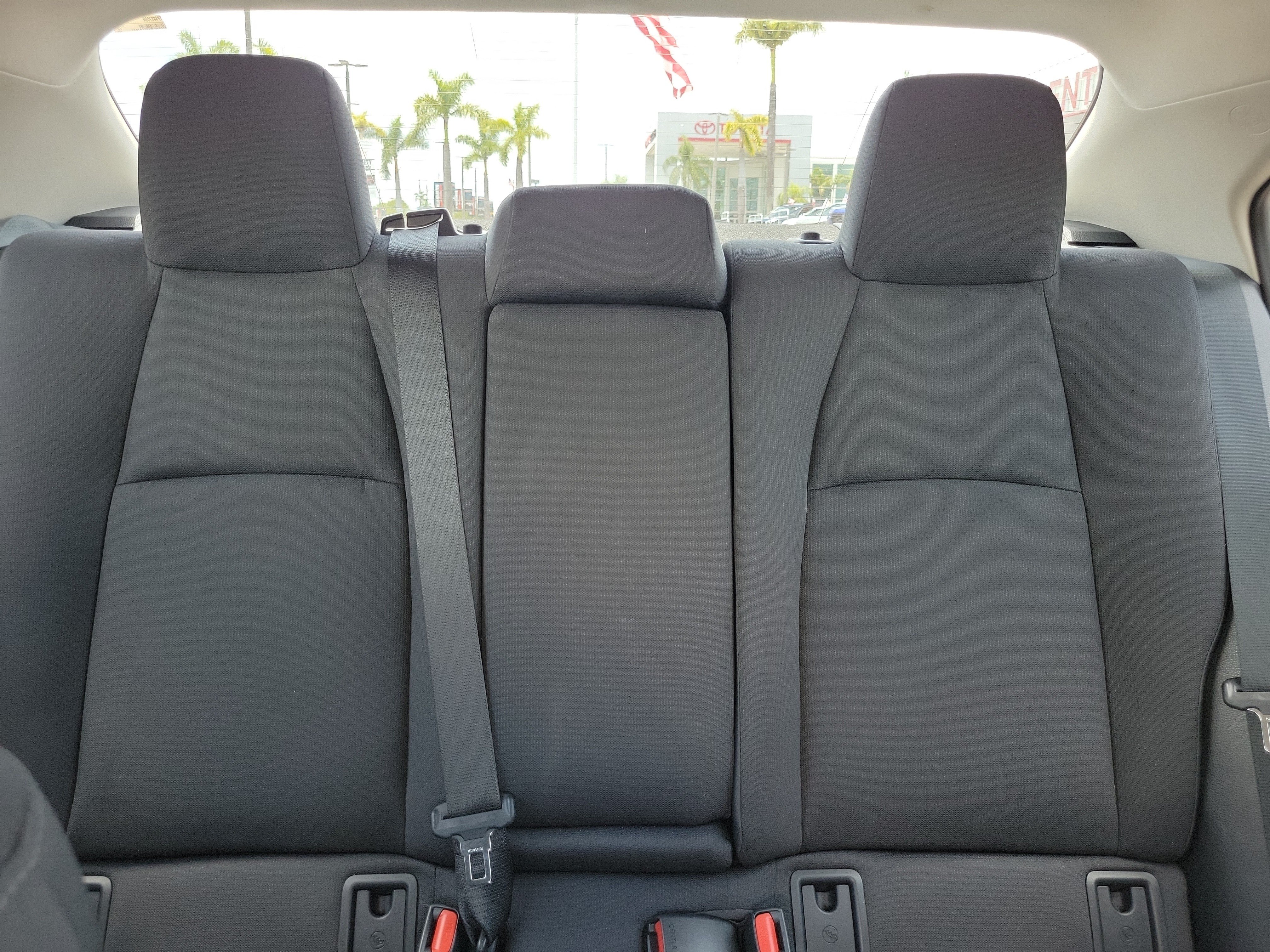 Used 2025 Toyota Corolla LE FWD image 21
