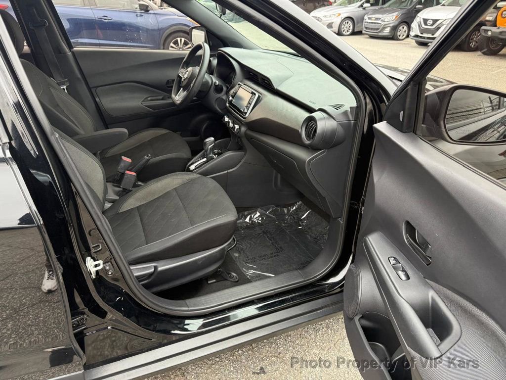Used 2020 Nissan Kicks S FWD image 12