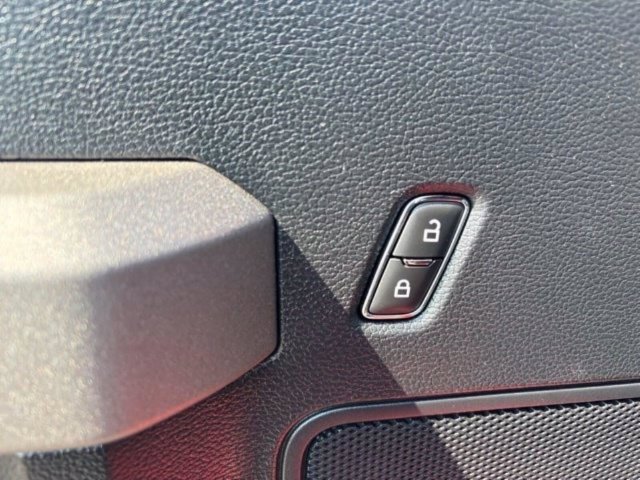 Used 2019 Ford F150 Raptor AWD/4WD image 13