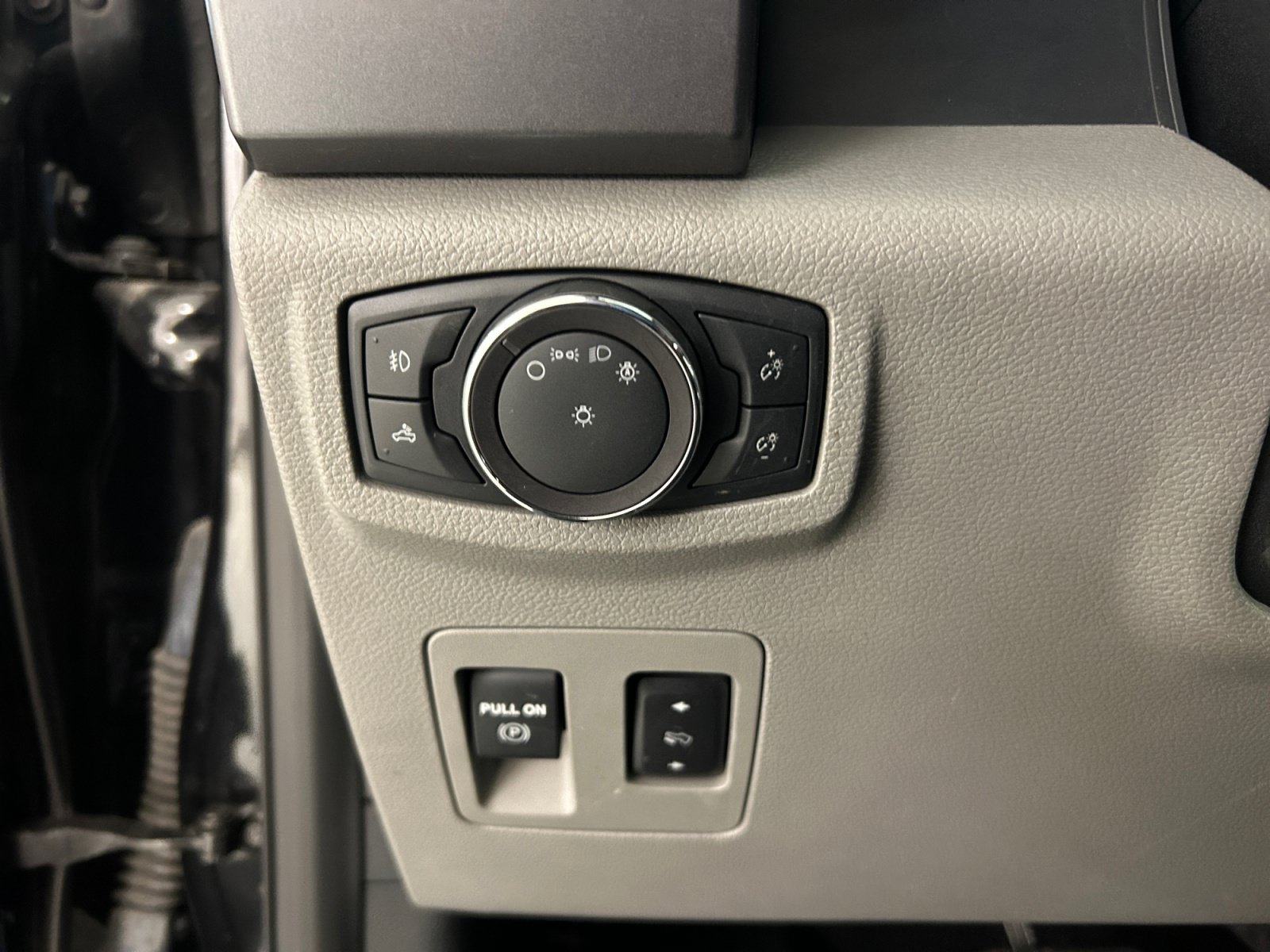 Used 2019 Ford F150 XLT w/ Equipment Group 302A Luxury RWD image 19