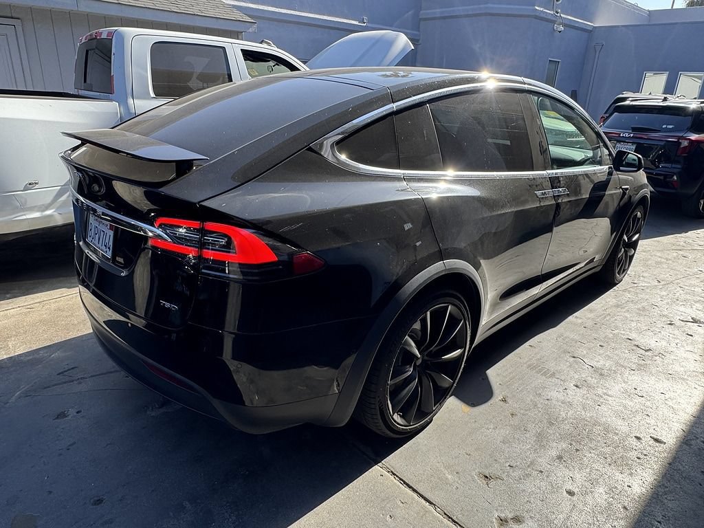 Used 2019 Tesla Model X 75D AWD/4WD image 5