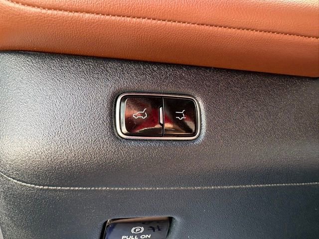 Used 2025 Lincoln Navigator Reserve image 28