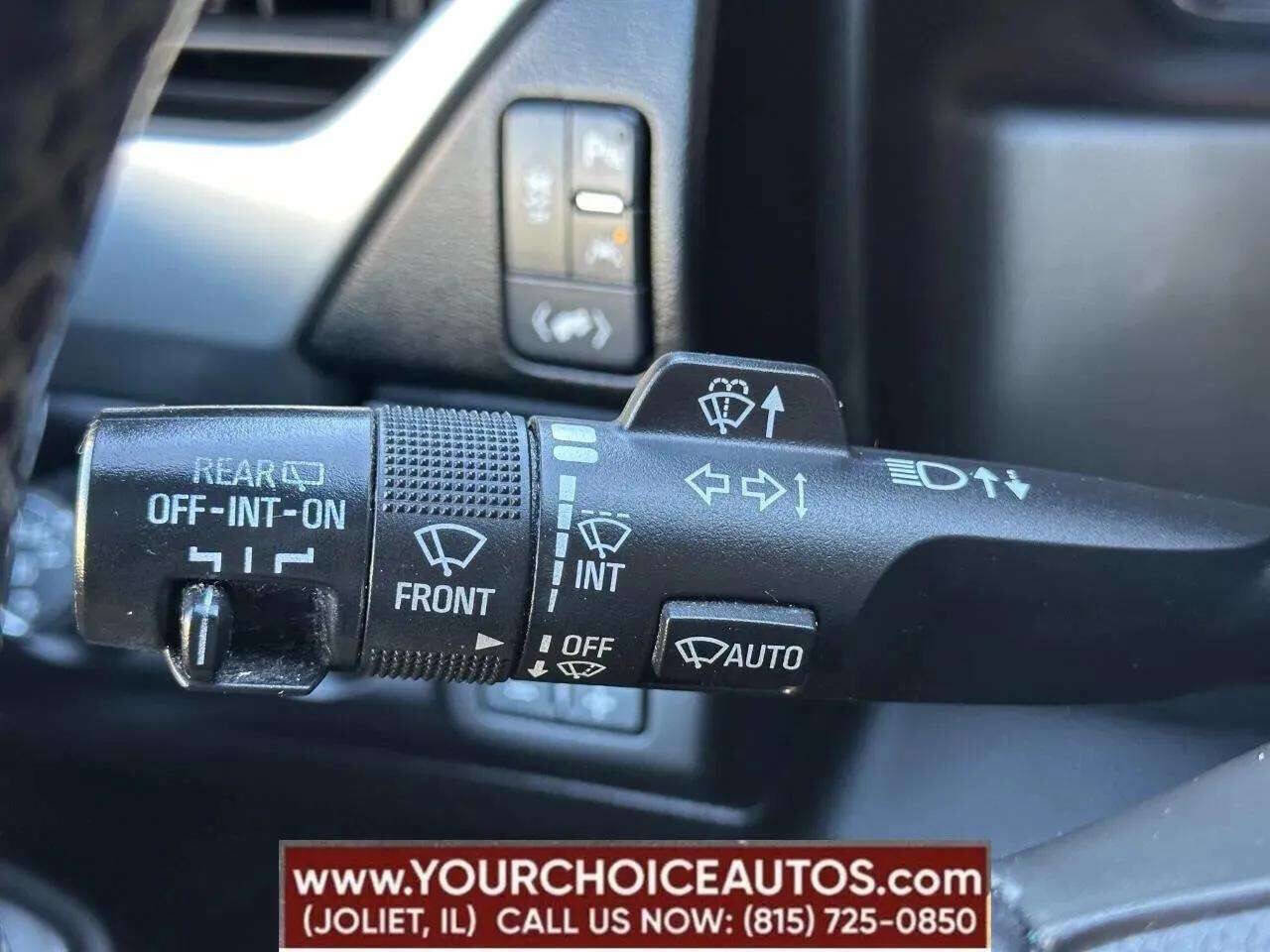 Used 2018 Chevrolet Tahoe Premier AWD/4WD image 39