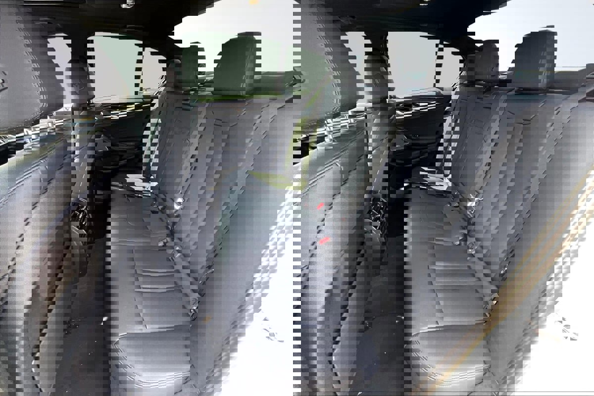 Used 2020 BMW 530i w/ Convenience Package image 26