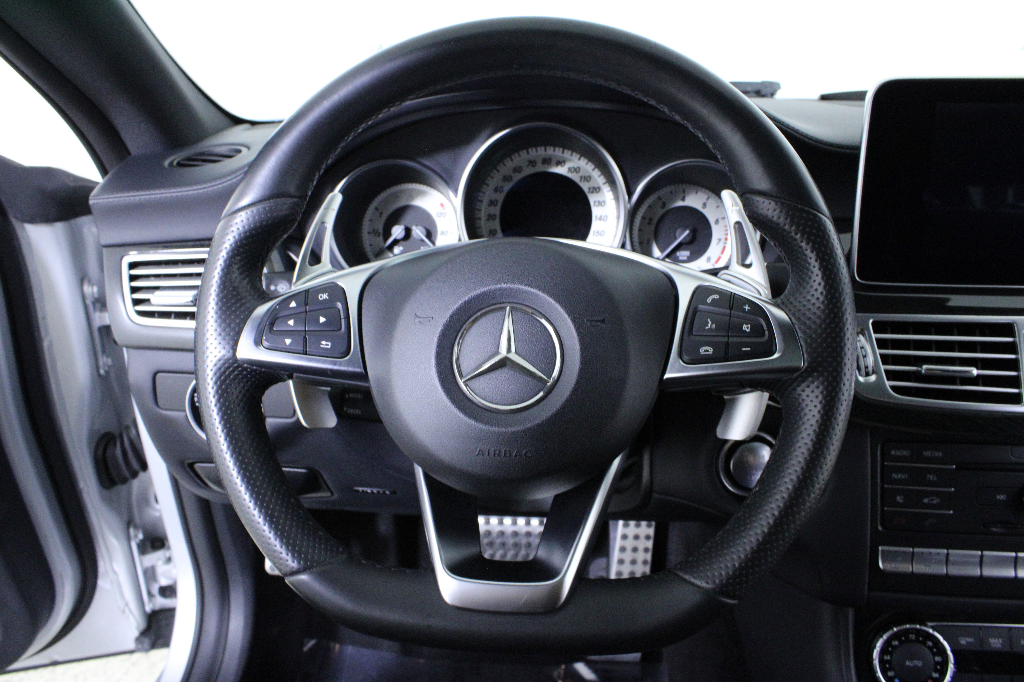 Used 2016 Mercedes-Benz CLS 400 image 21