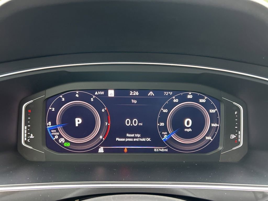 Used 2022 Volkswagen Tiguan SEL R-Line image 25
