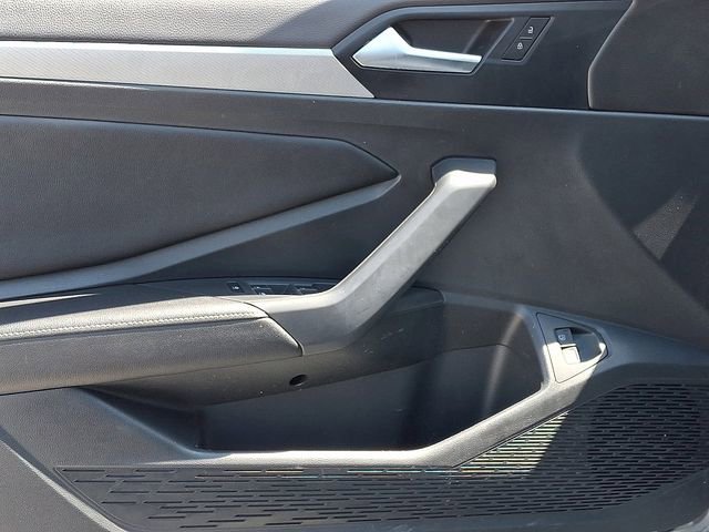 Used 2022 Volkswagen Jetta S image 14