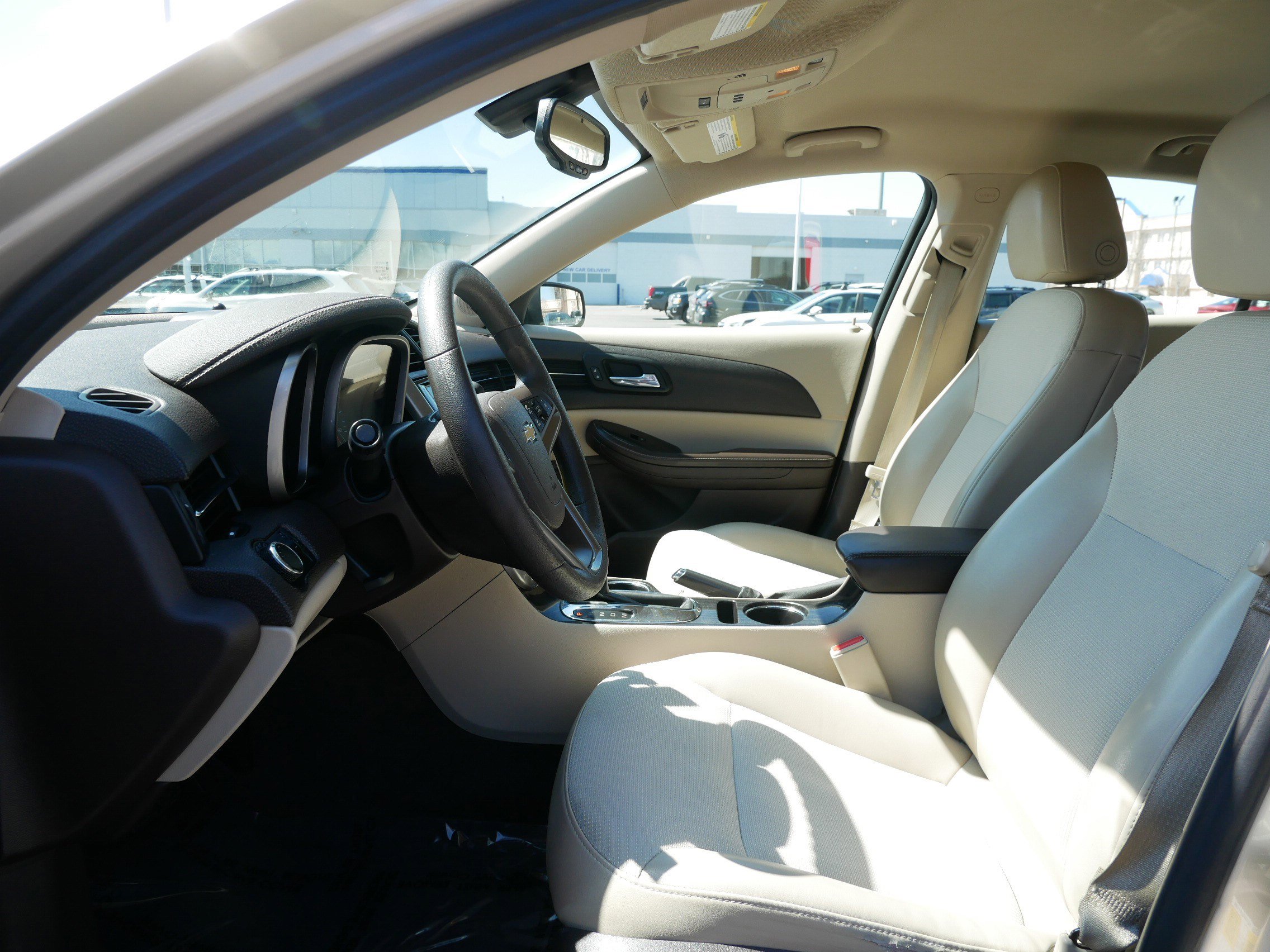 Used 2015 Chevrolet Malibu LT w/ Power Convenience Package FWD image 32