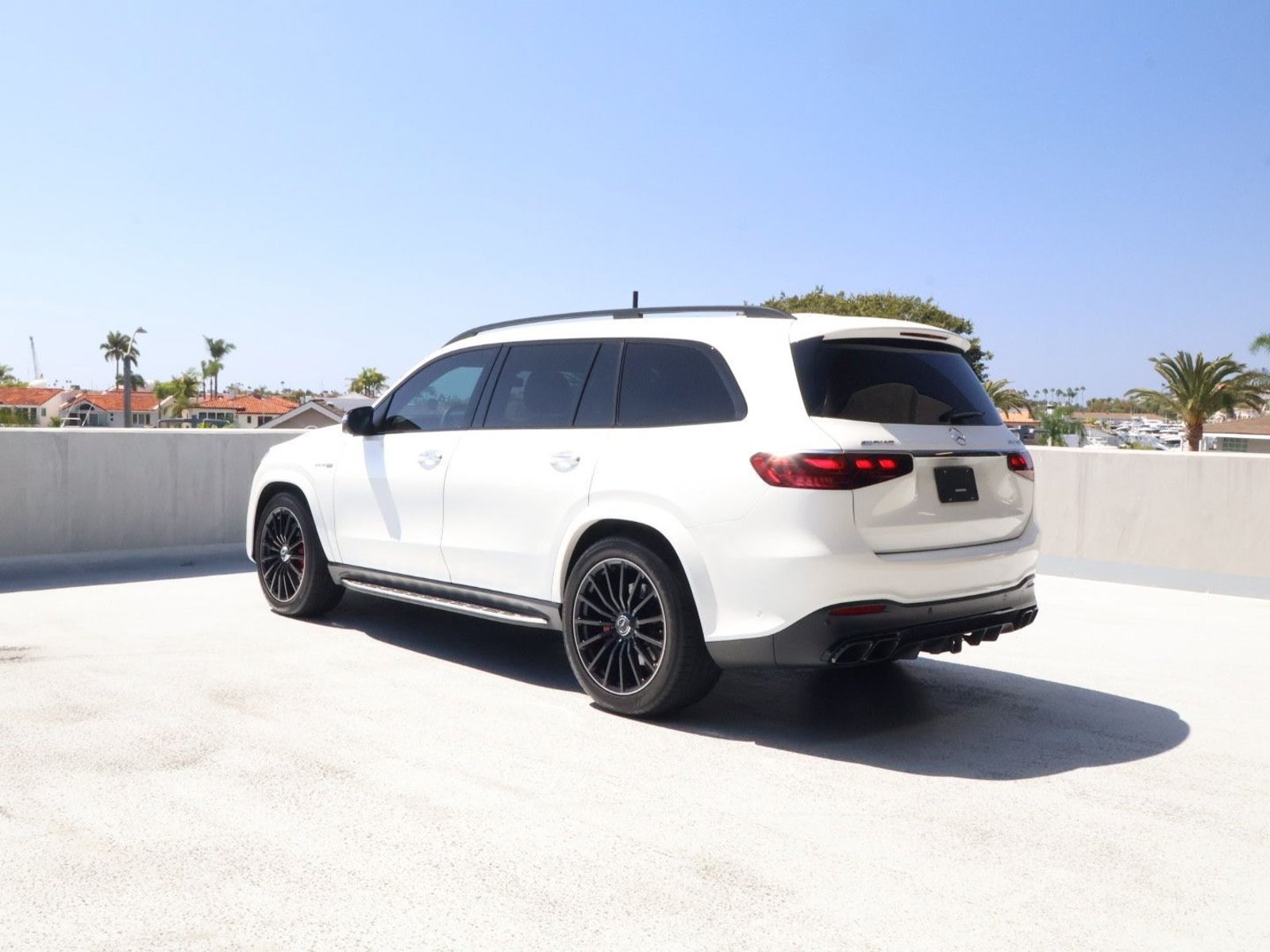 Used 2024 Mercedes-Benz GLS 63 AMG 4MATIC image 3