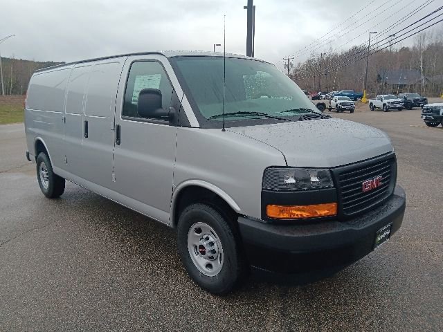 New 2026 GMC Savana 2500 Extended w/ Driver Convenience Package RWD image 21