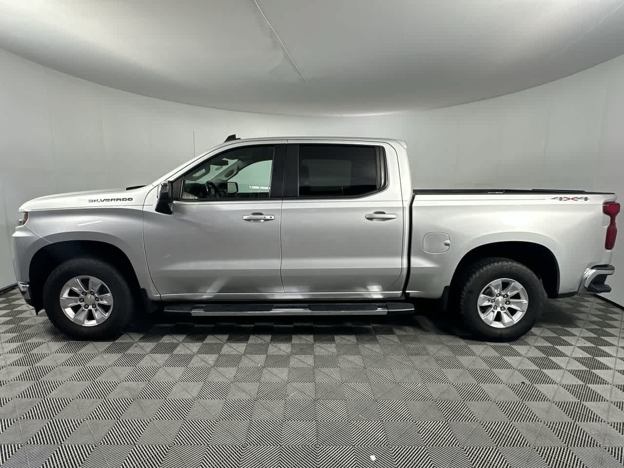 Used 2020 Chevrolet Silverado 1500 LT w/ All-Star Edition AWD/4WD image 5