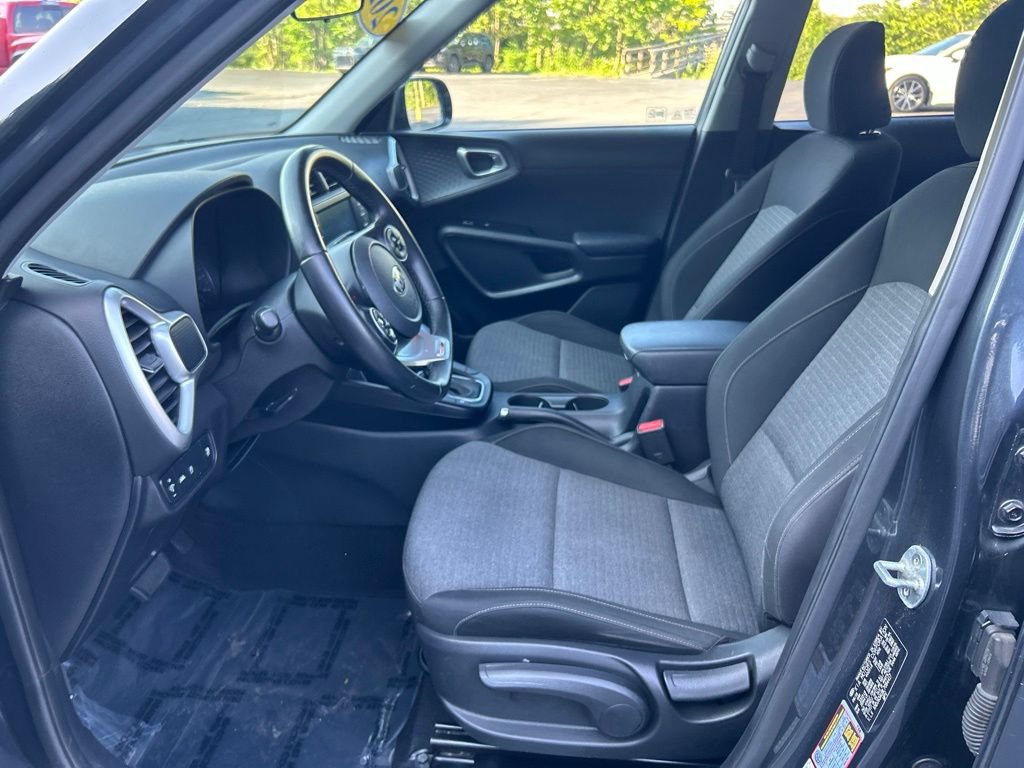 Used 2020 Kia Soul GT-Line FWD image 9