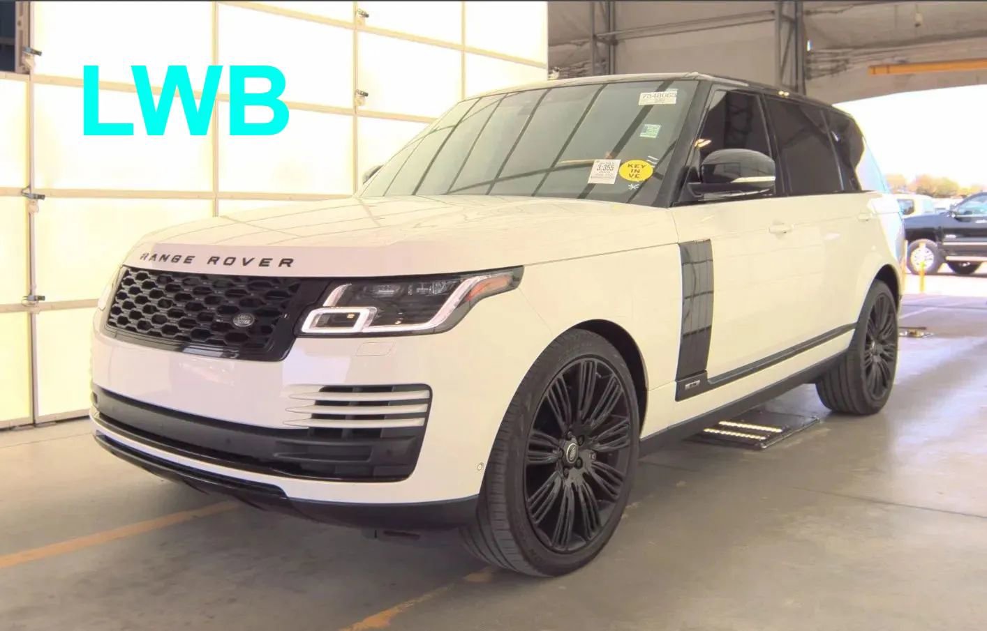 Used 2020 Land Rover Range Rover Long Wheelbase HSE AWD/4WD image 45