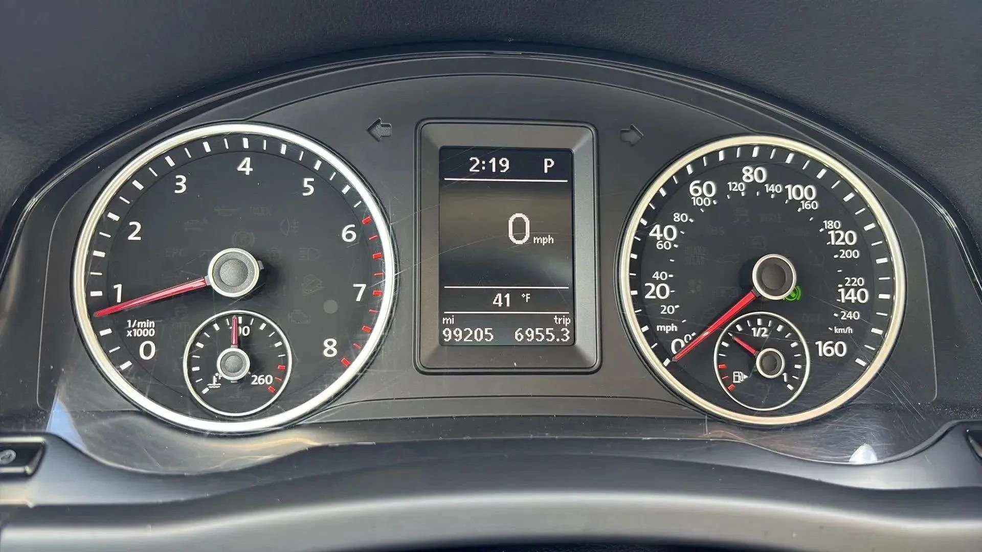 Used 2016 Volkswagen Tiguan S image 35