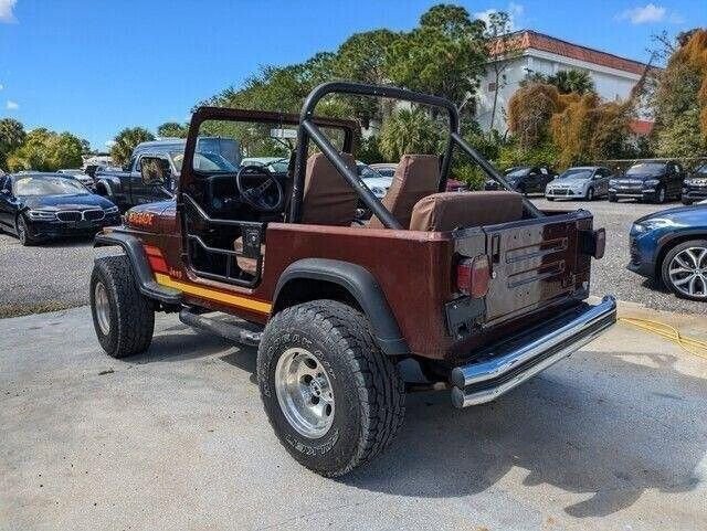 Used 1989 Jeep Wrangler 4WD image 5