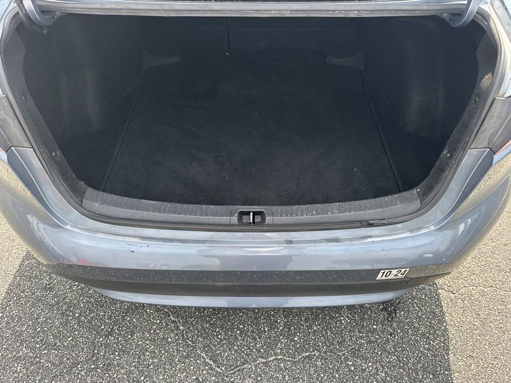 Used 2020 Toyota Corolla LE image 18