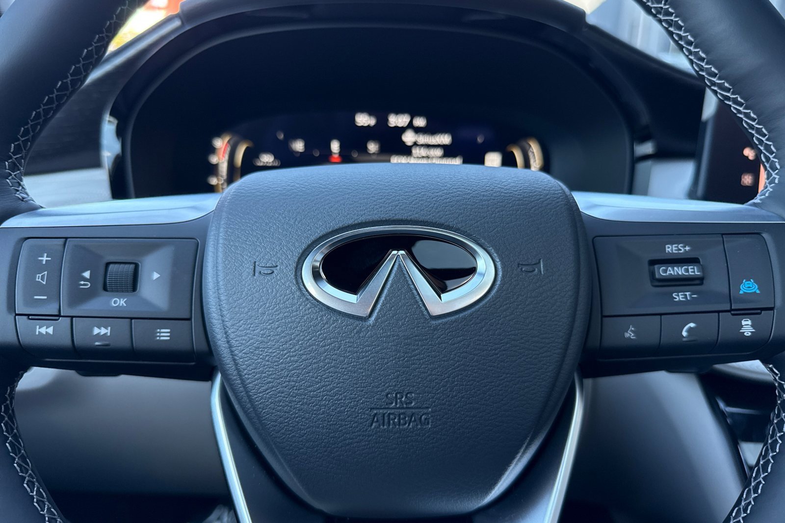 New 2026 INFINITI QX60 Autograph w/ Dark Cargo Package image 27