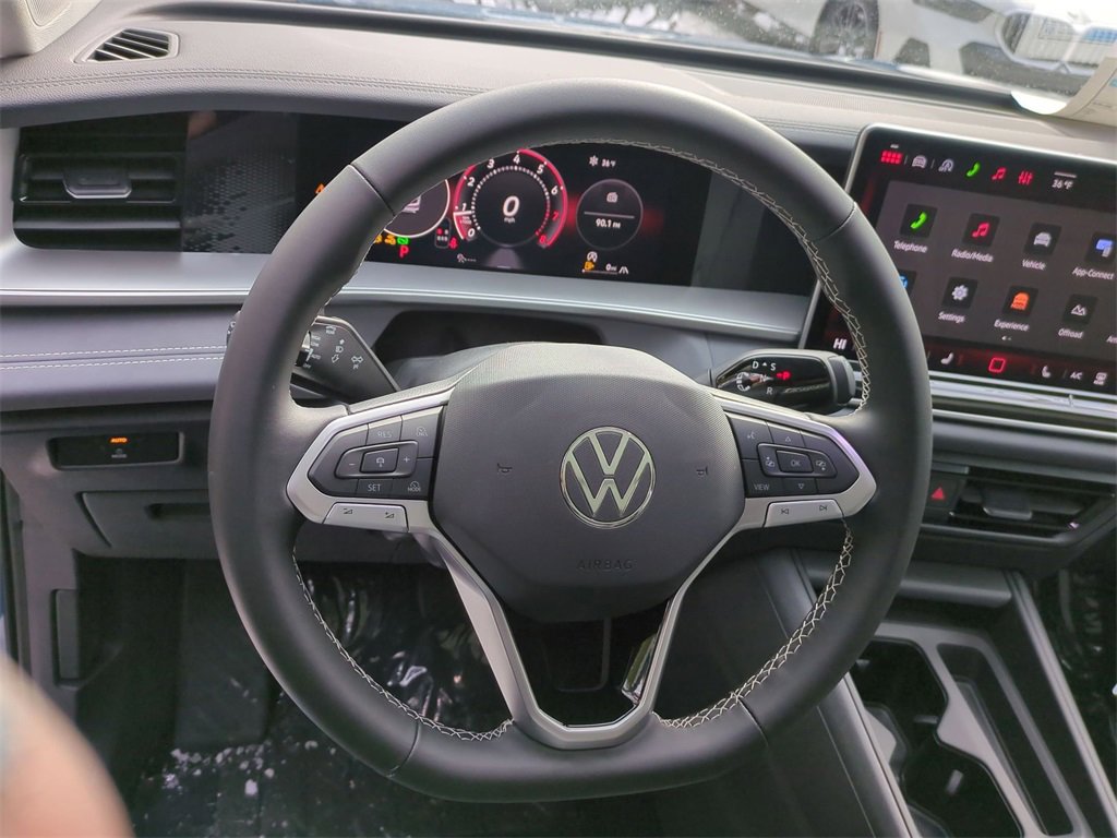 New 2026 Volkswagen Tiguan SE image 34