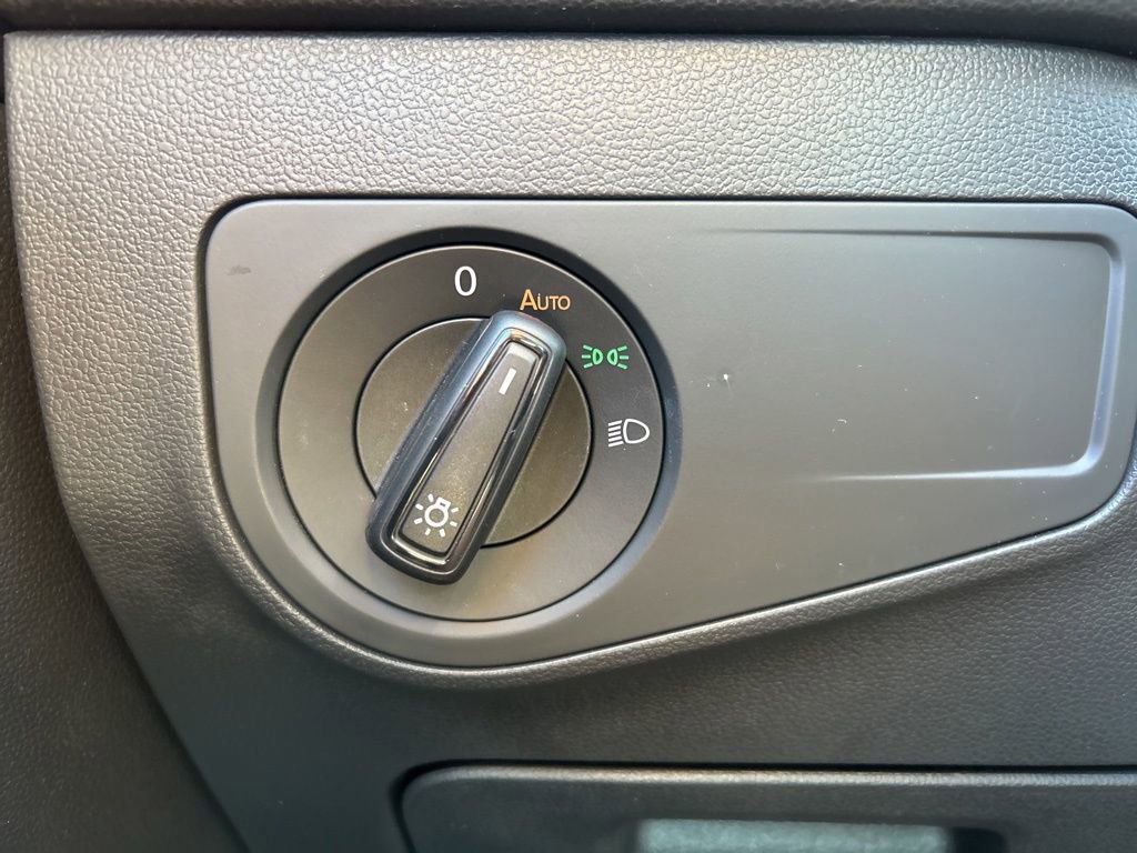 Certified 2022 Volkswagen Tiguan S image 23