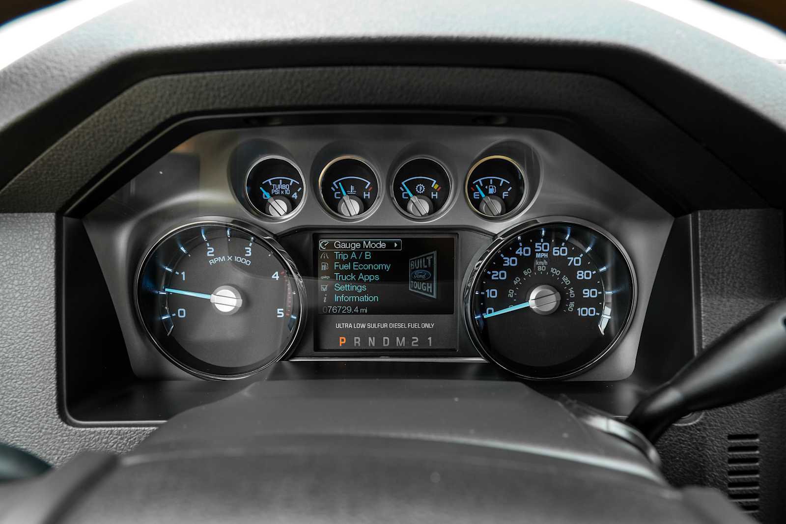 Used 2016 Ford F250 Platinum w/ FX4 Off-Road Package AWD/4WD image 20