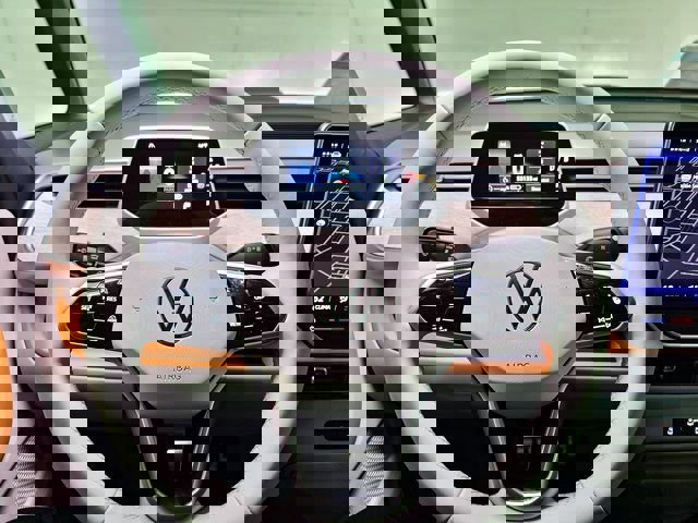 New 2025 Volkswagen ID. Buzz 1st Edition image 9