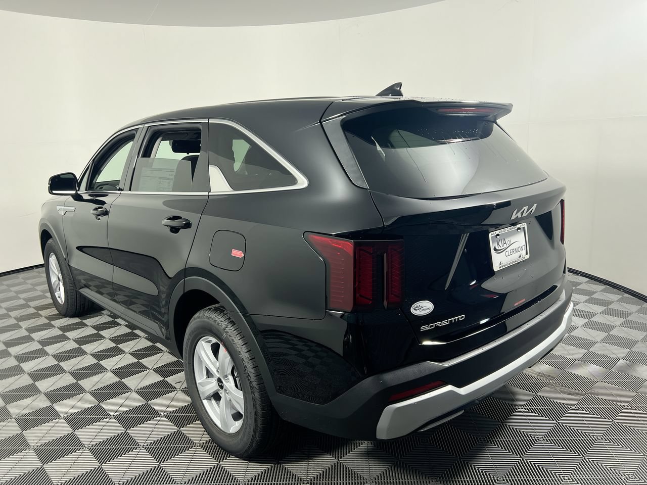New 2026 Kia Sorento LX FWD image 7