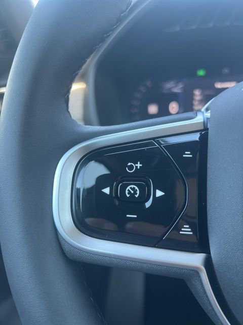 New 2026 Volvo XC90 B5 Core image 12