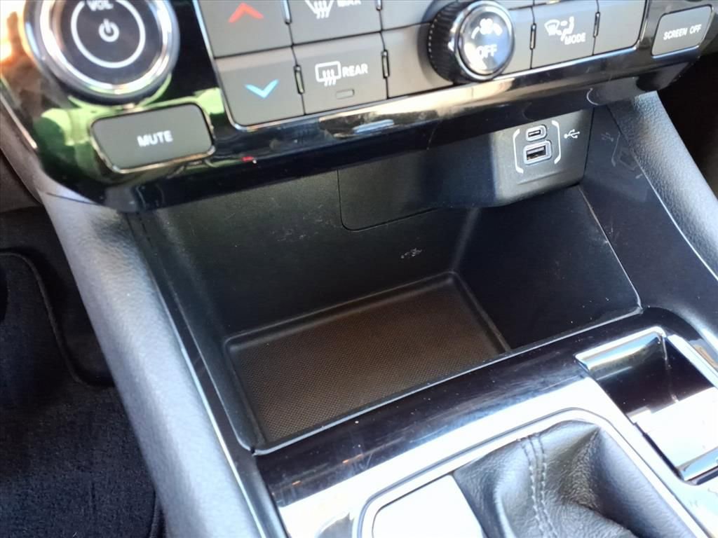 Used 2022 Jeep Compass Latitude image 19