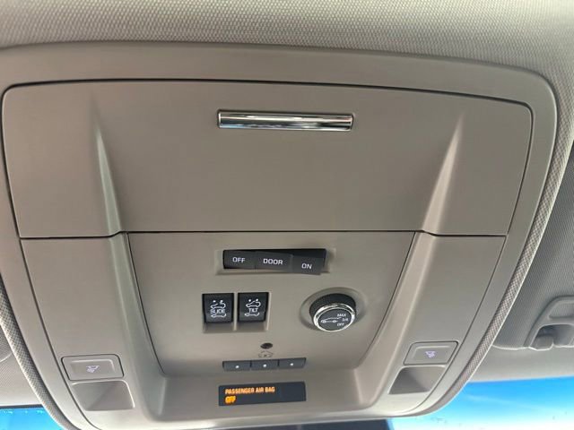 Used 2016 Chevrolet Tahoe LT w/ Luxury Package AWD/4WD image 34