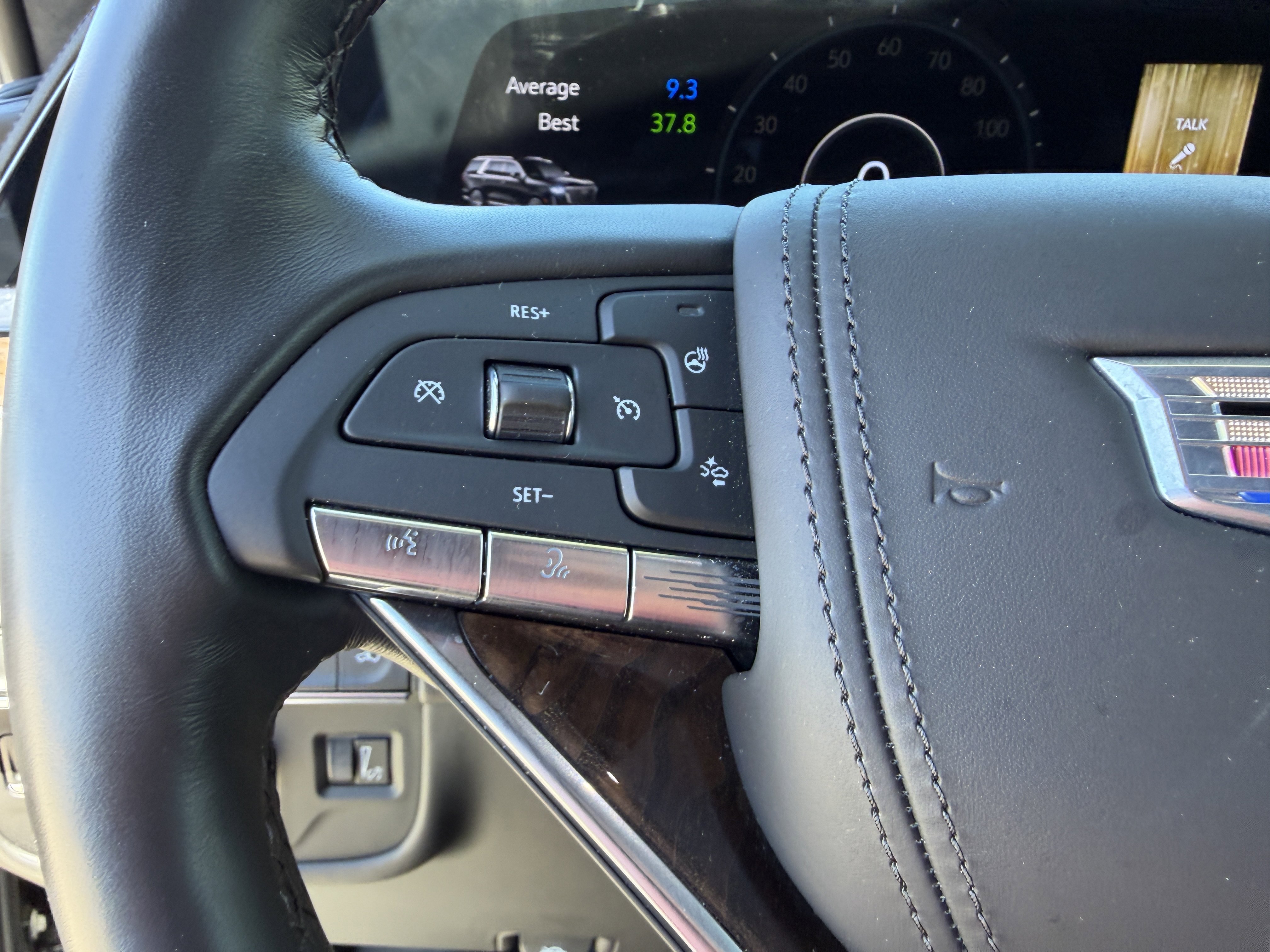 Certified 2022 Cadillac Escalade Premium Luxury Platinum w/ LPO, Radiant Package image 30