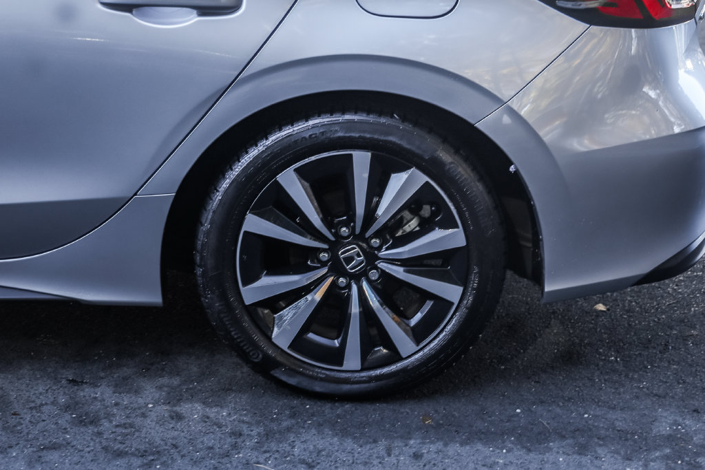 Used 2024 Honda Civic EX-L image 14