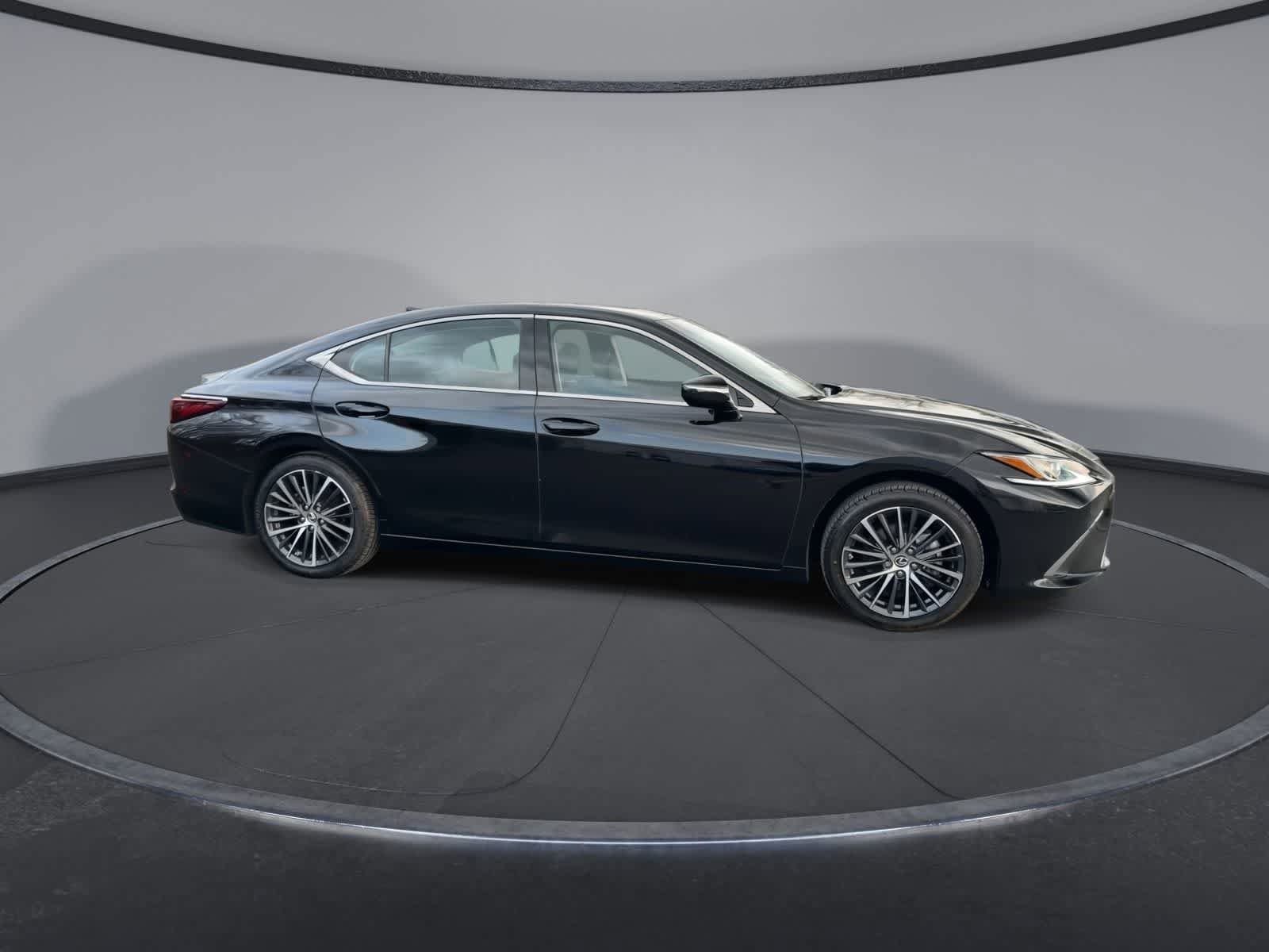 Used 2024 Lexus ES 350 w/ Premium Package image 9